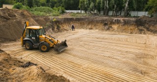 Разработка котлована Бугуруслан, цена от 310 руб./м3.